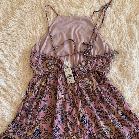 Romper - Picture 2 of 3